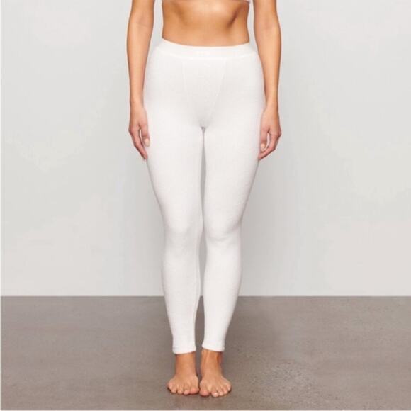 SKIMS Pants - Skims terry cloth leggings women’s size large